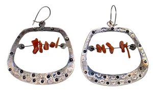 Vintage CARSI Pair of Sterling Silver / Coral Ladies Modernist Earrings TAXCO - Picture 1 of 3