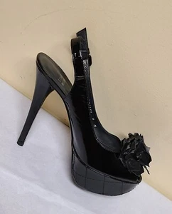 Stuart Weitzman black peeped toe high heels with black rose, size 8 M - Picture 1 of 11