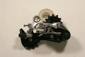SRAM Rival 1 Medium Cage Rear Derailleur 11 speed Type 3 Rival UD - Picture 1 of 2