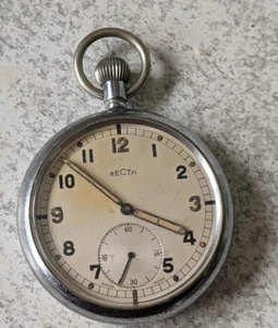 VINTAGE POCKET WATCH - MILITARY - G.S.T.P F067228 BRAVINGTONS RECTA NOT GOING - Picture 1 of 7