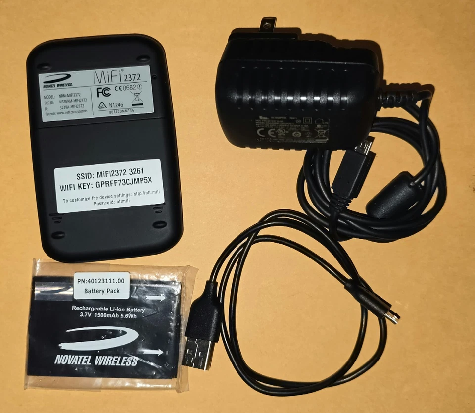 Novatel MiFi 2372 AT&T 3G Mobile Hotspot Wireless WiFi Modem Broadband - Image 1 of 1