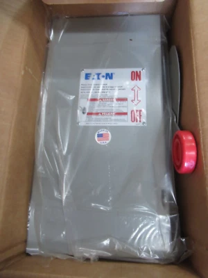 CUTLER-HAMMER CH Eaton DH361NGK Disconnect (NS) 30 Amp 600 Volt 3P4W Fusible -NEW-B