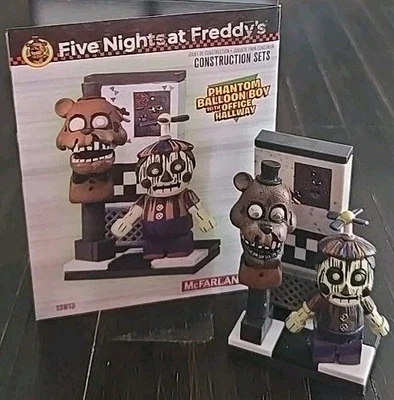 Five Nights at Freddys Phantom Balloon Boy w/ Office Hallway Set 12813 McFarlane - Image 1 of 4