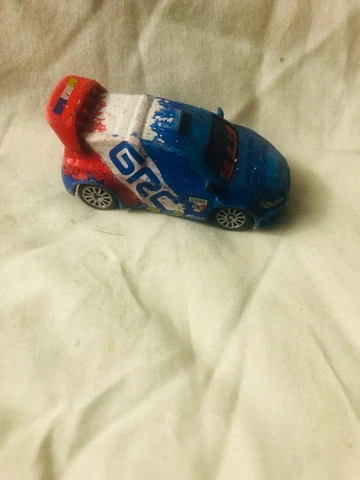 Disney Pixar Cars 2 #9 Raoul Caroule Rally Car 1:55 Scale Cover