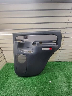 🔥99-06 GMC YUKON Chevy ESCALADE Puerta Interior DERECHA Panel de Ajuste Grafito/Neutro Foto 1 de 4