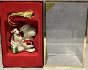 Lenox Santa Snoopy & Woodstock Christmas Porcelain Ornament Peanuts 2004 - Picture 1 of 8