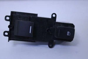 07 HONDA CR-V EX - INTERRUPTOR DE CONTROL PUERTA DELANTERA PASAJERO - Imagen 1 de 4