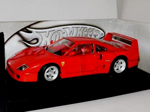 Ferrari F40 Rot 1989 HOTWHEELS 23911 1:18 - Picture 1 of 5