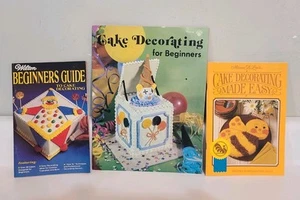 Vintage 1977-1982 Cake Decorating Book Lot Of 3 Wilton, Current, Craft Course  - Picture 1 of 12