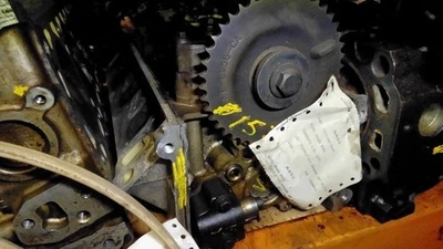 4.6L Driver Left Cylinder Head Fits 91-94 LINCOLN TOWN CAR 301 Foto 1 de 2