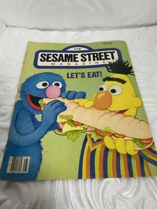 ORIGINAL Vintage Sesame Street Magazine May 1985 Grover Bert Cover - Picture 1 of 10