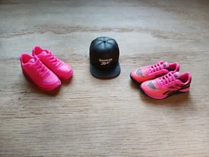 ZURU MINI BRANDS FASHION SERIES REEBOK BLACK HAT AND 2 REEBOK SNEAKERS NO BOX - Picture 1 of 9