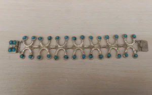 Ancien bracelet artisanal en argent et turquoises - Picture 1 of 4