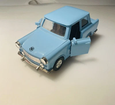 Trabant 601 DDR 1989 Welly 1/60 (rango 1/64) diecast Foto 1 de 3