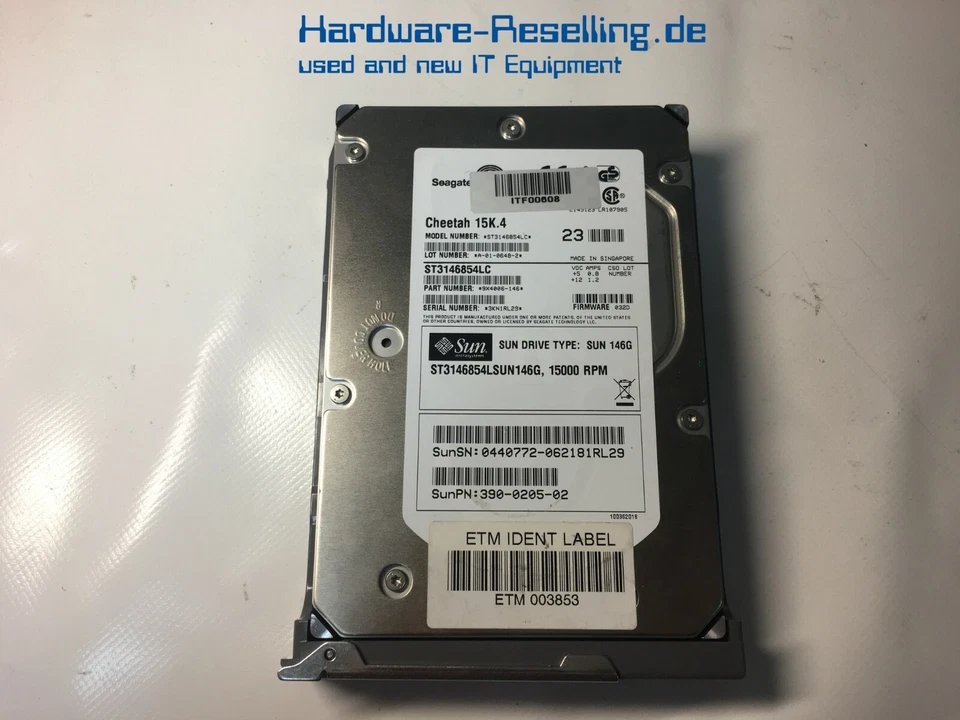 Sole ORACLE HDD SCSI 3,5 " 146GB 16MB 15K RPM ST314685LSUN146G 540-6461-01 - Immagine 1 di 1