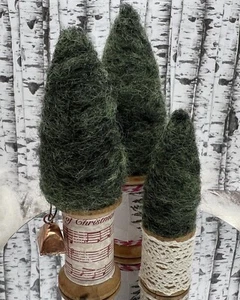 Felted Christmas Trees, Wool Trees on Decorated Vintage Wood Wooden Spools - Picture 1 of 9