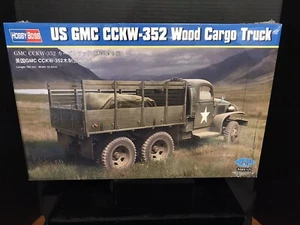 HOBBY BOSS 83832 US GMC CCKW-352 WOOD CARGO TRUCK-NIB-1:35 SCALE - Picture 1 of 5