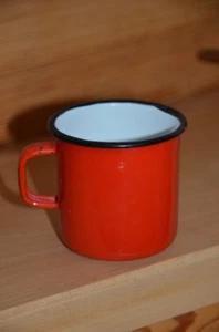 Becher, Tasse, Emaille, Vintage, 50er Jahre, rot, innen weiß, schwarzer Rand! - Bild 1 von 7