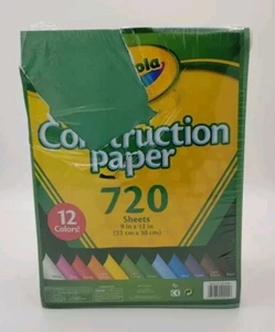 Crayola Baupapier 12-FARBEN 9""x 12"". 5 Blatt Grün fehlen. - Bild 1 von 2