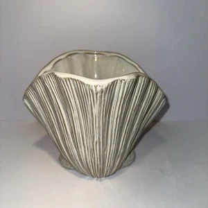 Bloomingville Style Organically Sea Shell Shaped Stoneware Planter Vase - Picture 1 of 6