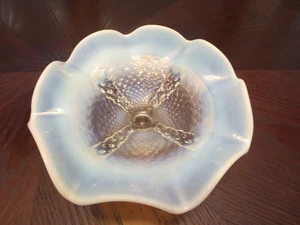 Cuenco pedestal opalescente blanco Northwood Klondyke vintage - Imagen 1 de 4