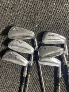 Wilson STAFF TOUR BLADE Iron Set 5-PW in Regular Flex - Picture 1 of 6