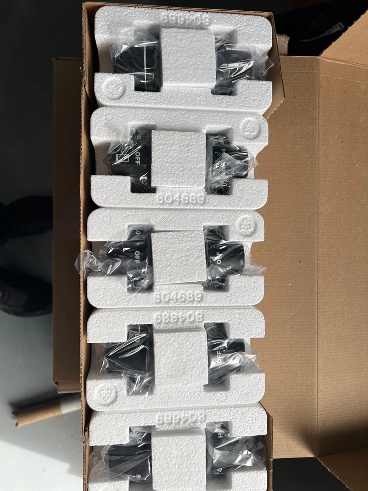 827313 Juego de 10 perillas negras Foto 1 de 1