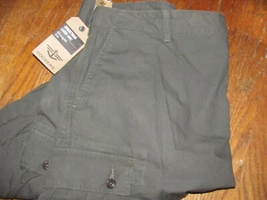 NWT DOCKERS Journeyman Cargo Short Straight Fit 42 - Picture 1 of 4
