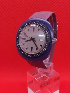 Belle montre de plongée homme 200 monobloc Fonctionne bracelet made in France - Imagen 1 de 9