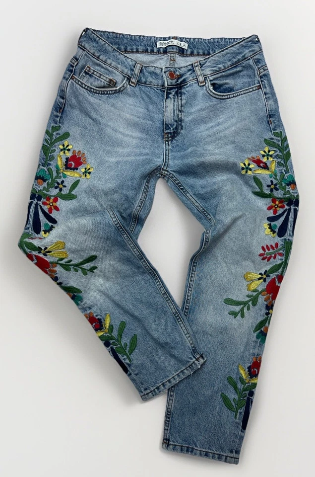 Jeans Zara Mujer 4 Denim Básico Z1975 Bordado Floral Lavado Claro Calce Relajado Foto 1 de 4