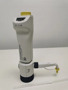 BRAND Dispensette Organic 0,5 -5ml Digital Bottle Top Dispenser - Picture 1 of 7