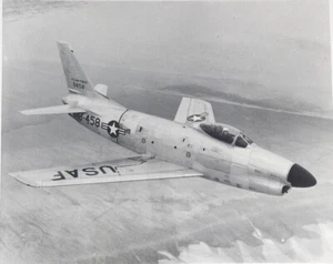 Foto De Colección Aviones Militares Blanco y Negro 8 x 10 Avión de la Fuerza Aérea - Imagen 1 de 5