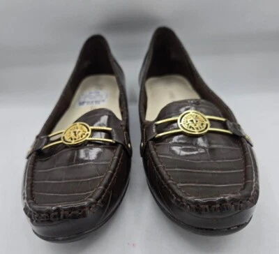 Zapatos planos medallón de metal ANNE KLEIN Flex para mujer marrón imitación cocodrilo talla 11 Foto 1 de 4