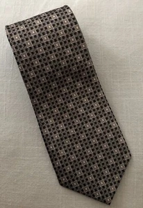 Ivre Hausas Mens Neck Tie - Geometrical/Black/Gray- Tip To Tip Length 57 - NWT - Picture 1 of 5