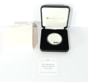 Jubilee Mint Queen Elizabeth II & Prince Philip £5 Silver Coin Collectors XC35. - Picture 1 of 7