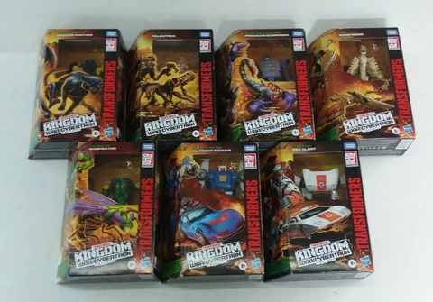 Lot (7) Hasbro Transformers War for Cybertron Action Figures Cover