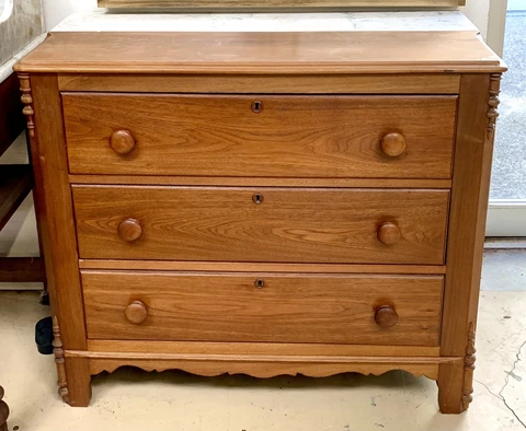 Antique American Victorian Walnut Chest of 3 Drawers marble back cabinet Cover