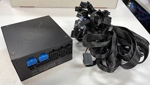 Silverstone 800W SFX-L 80 Plus tytanowy zasilacz biurkowy - Zdjęcie 1 z 6