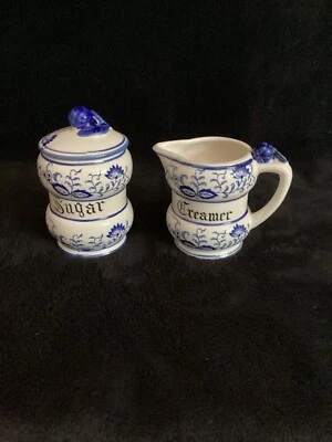 Crema y azúcar vintage de porcelana de cebolla azul, con tapa Foto 1 de 4