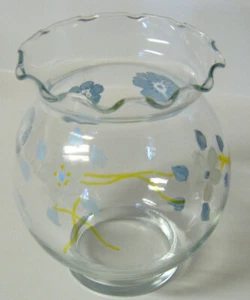 BEAUTIFUL HAND PAINTED GLASS BOWL VASE JAR - 5.5" - WITH BLUE & WHITE FLOWERS - Picture 1 of 4