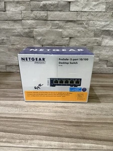 NETGEAR ProSafe (FS105) 5-portowy przełącznik zewnętrzny - Zdjęcie 1 z 5