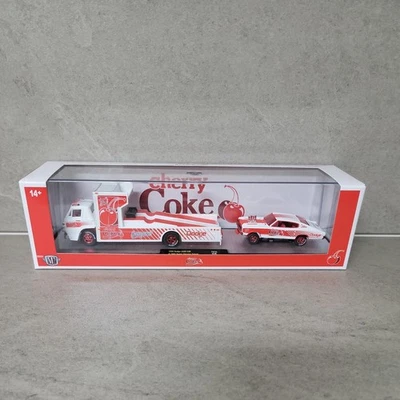 Remolque para máquinas M2 Cherry Coke 1966 Dodge COE y Dodge Charger Gasser Chase 1966 Foto 1 de 4