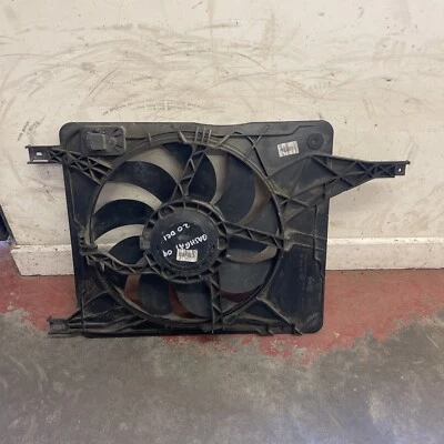 ВЕНТИЛЯТОР ОХЛАЖДЕНИЯ РАДИАТОРА NISSAN QASHQAI PLUS 2 MK1 J10 2.0 DCI 2009 - Изображение 1 из 4