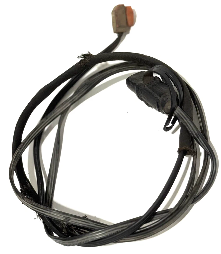 Block Heater Wiring Harness Assembly - Pulled from 1991 F150 302 5.0L Engine - Image 1 of 4