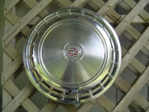 1987 87 1988 88 CADILLAC DE VILLE ELDORADO SEVILLE FLEETWOOD HUBCAP WHEEL COVER - Picture 1 of 6