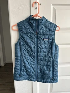 Women’s Size Small Patagonia Nano Puff Vest Full Zip Turquoise Teal Jacket - Picture 1 of 4