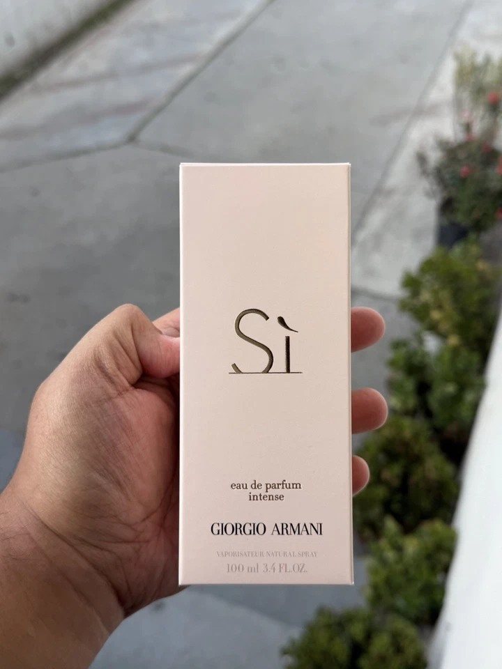 Giorgio Armani Sì Eau de Parfum Intense 100ml | Perfume Elegante y Duradero - Imagem 1 de 4