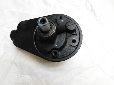 Bomba de dirección asistida remanufacturada International Harvester Scout II 1976 a 1979 Foto 1 de 4