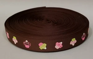 Dulces de cinta de poliéster grosgrain de 5/8" con estampado de cupcakes de 20 yardas - Imagen 1 de 6
