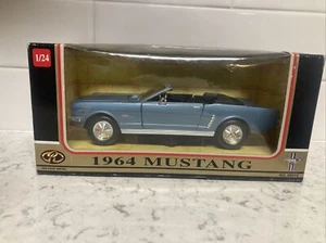 MotorMax 1964 Mustang Convertible 1:24 Diecast Model Car #68012 Classic - Picture 1 of 8